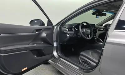Toyota Camry 2024, 50810 км, за 23337.44 USD - фото 10
