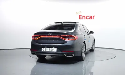 Hyundai Grandeur 2018, 100401 км, за 8595.43 USD