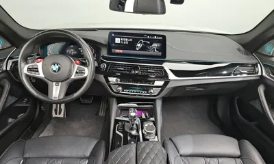 BMW 5-Series 2023, 35365 км, за 29732.4 USD - фото 7