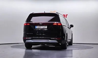 Kia Canival 2021, 82631 км, за 17152.3 USD
