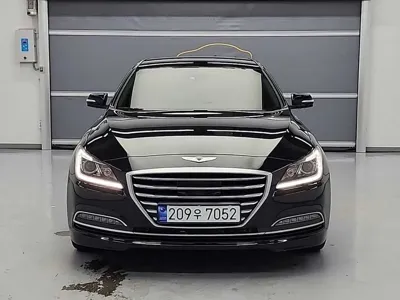 Hyundai Genesis 2015, 242495 км, за 4813.95 USD