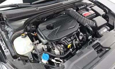 Hyundai Veloster 2018, 68566 км, за 8467.9 USD - фото 6