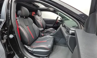 Hyundai Veloster 2018, 68566 км, за 8467.9 USD - фото 10
