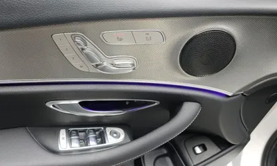 Mercedes-Benz E-Class 2019, 111829 км, за 13875.12 USD - фото 14