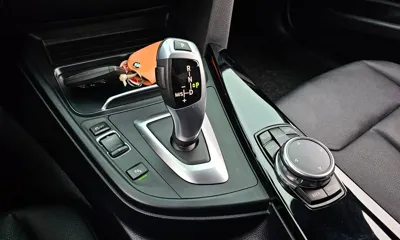 BMW 3-Series 2017, 129677 км, за 8403.91 USD - фото 9