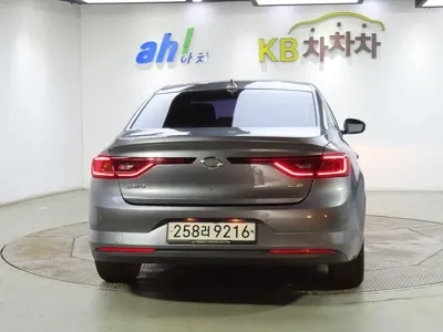 Renault-KoreaSamsung SM6 2016, 73474 км, за 2620.86 USD
