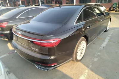 Audi A8 2021, 152200 км, за 46002 USD