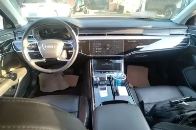 Audi A8 2021, 152200 км, за 46002 USD - фото 16