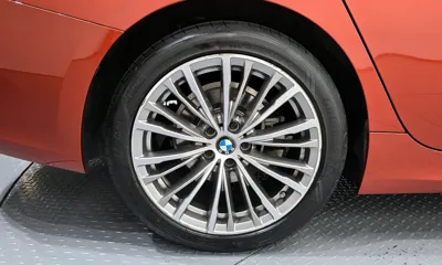 BMW 3-Series 2021, 48580 км, за 18476.81 USD