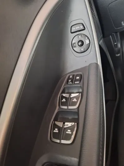 Hyundai Santafe 2017, 198207 км, за 8153.76 USD - фото 9