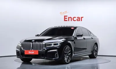 BMW 7-Series · 2020 год
