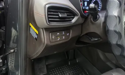 Hyundai Santafe 2019, 172469 км, за 12472.1 USD - фото 14