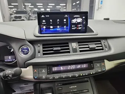 Lexus CT200h 2018, 131484 км, за 10097.73 USD - фото 10
