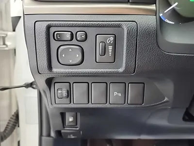 Lexus CT200h 2018, 131484 км, за 10097.73 USD - фото 18