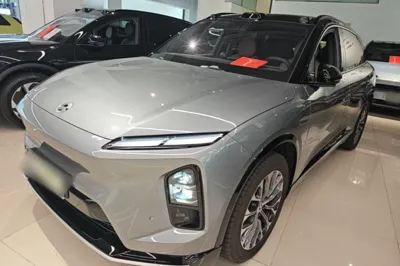 Nio ES6 · 2025 год