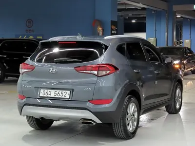 Hyundai Tucson 2018, 121301 км, за 7811.47 USD