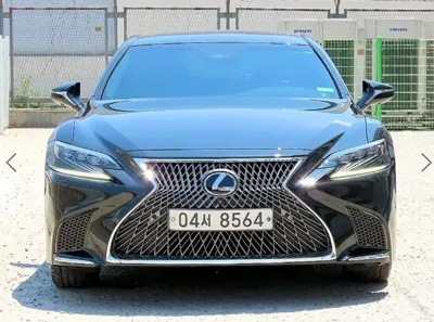 Lexus LS · 2018 год