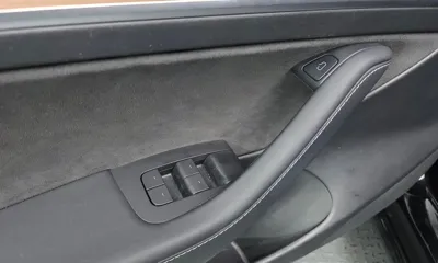 Tesla Model 3 2022, 70578 км, за 21990.29 USD - фото 20