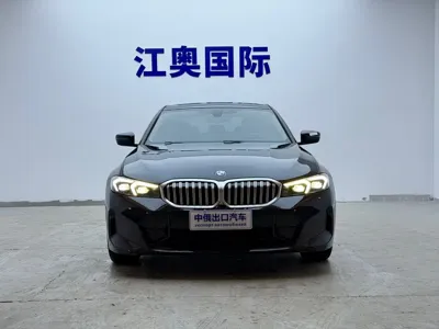 BMW 3 Series 2023, 41000 км, за 31370.13 USD
