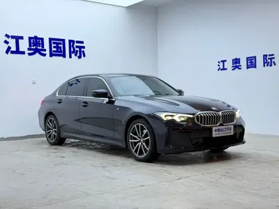 BMW 3 Series 2023, 41000 км, за 31370.13 USD