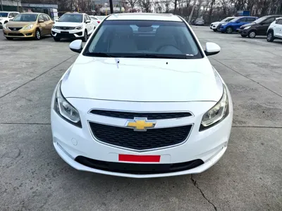 Chevrolet Cruze 2016, 110000 км, за 3207.71 USD