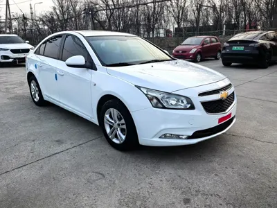 Chevrolet Cruze 2016, 110000 км, за 3207.71 USD