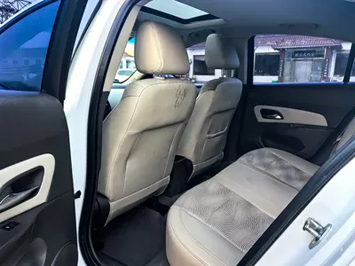 Chevrolet Cruze 2016, 110000 км, за 3207.71 USD - фото 6