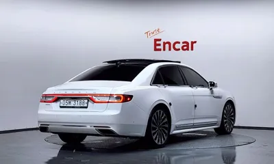 Lincoln Continental 2018, 66420 км, за 15570.04 USD