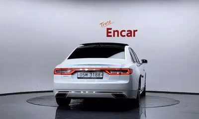 Lincoln Continental 2018, 66420 км, за 15570.04 USD