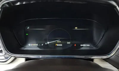 Lincoln Continental 2018, 66420 км, за 15570.04 USD - фото 8