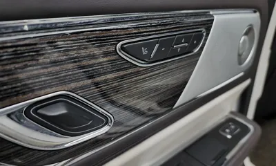 Lincoln Continental 2018, 66420 км, за 15570.04 USD - фото 20