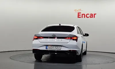 Hyundai Avante 2023, 23525 км, за 12559.5 USD