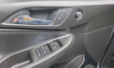 ChevroletGMDaewoo Cruze 2017, 96992 км, за 3973.51 USD - фото 12
