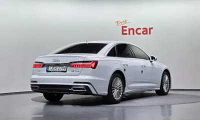 Audi A6 2021, 115766 км, за 16604.8 USD