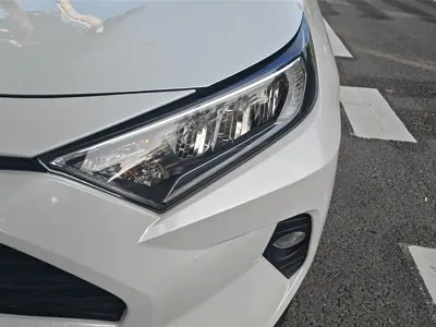 Toyota RAV4 2023, 32400 км, за 17049.48 USD