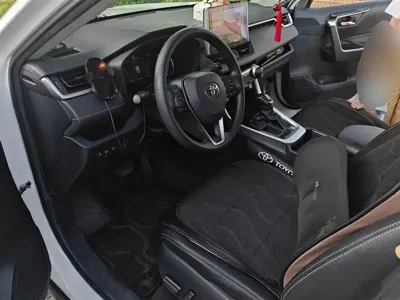 Toyota RAV4 2023, 32400 км, за 17093.19 USD - фото 9