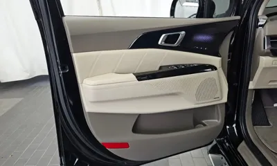 Kia Canival 2023, 83112 км, за 24679.29 USD - фото 24
