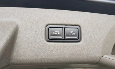 Kia Canival 2023, 83112 км, за 24679.29 USD - фото 27