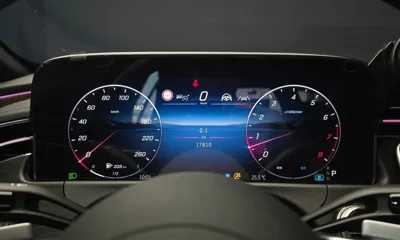 Mercedes-Benz E-Class 2025, 17810 км, за 36562.95 USD - фото 8