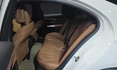 Mercedes-Benz E-Class 2025, 17810 км, за 36562.95 USD - фото 11