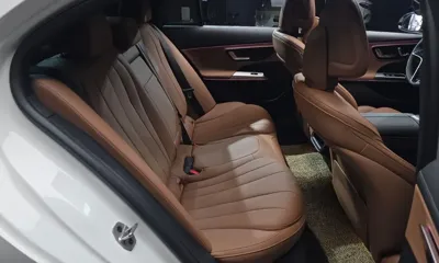 Mercedes-Benz E-Class 2025, 17810 км, за 36562.95 USD - фото 12