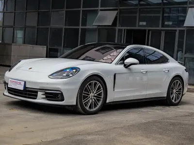 Porsche Panamera · 2017 год