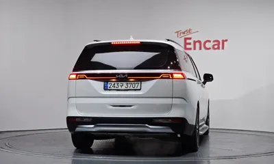 Kia Canival 2021, 55352 км, за 19139.06 USD