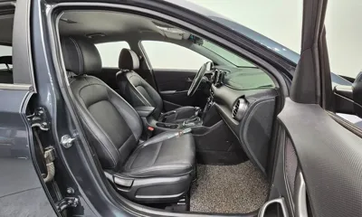 Hyundai Kona 2020, 114014 км, за 8919.72 USD - фото 10
