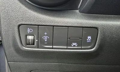Hyundai Kona 2020, 114014 км, за 8919.72 USD - фото 13