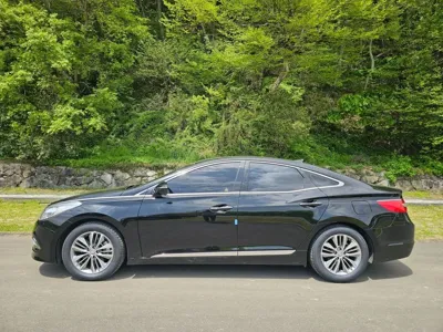 Hyundai Grandeur 2016, 15350 км, за 8205.33 USD