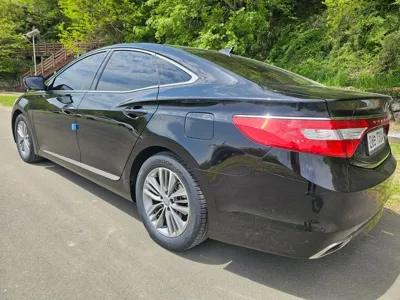 Hyundai Grandeur 2016, 15350 км, за 8205.33 USD - фото 6