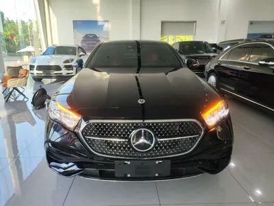 Mercedes-Benz E-Class 2024, 29600 км, за 51169 USD - фото 2