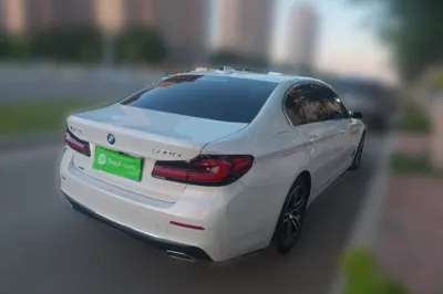 BMW 5 Series 2022, 39300 км, за 37574 USD - фото 6