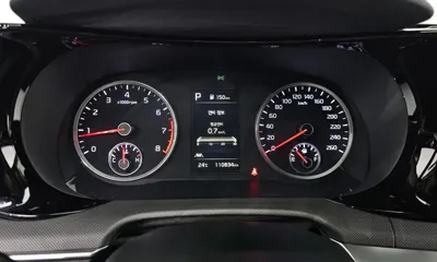 Kia K5 2022, 110834 км, за 10856.14 USD - фото 8